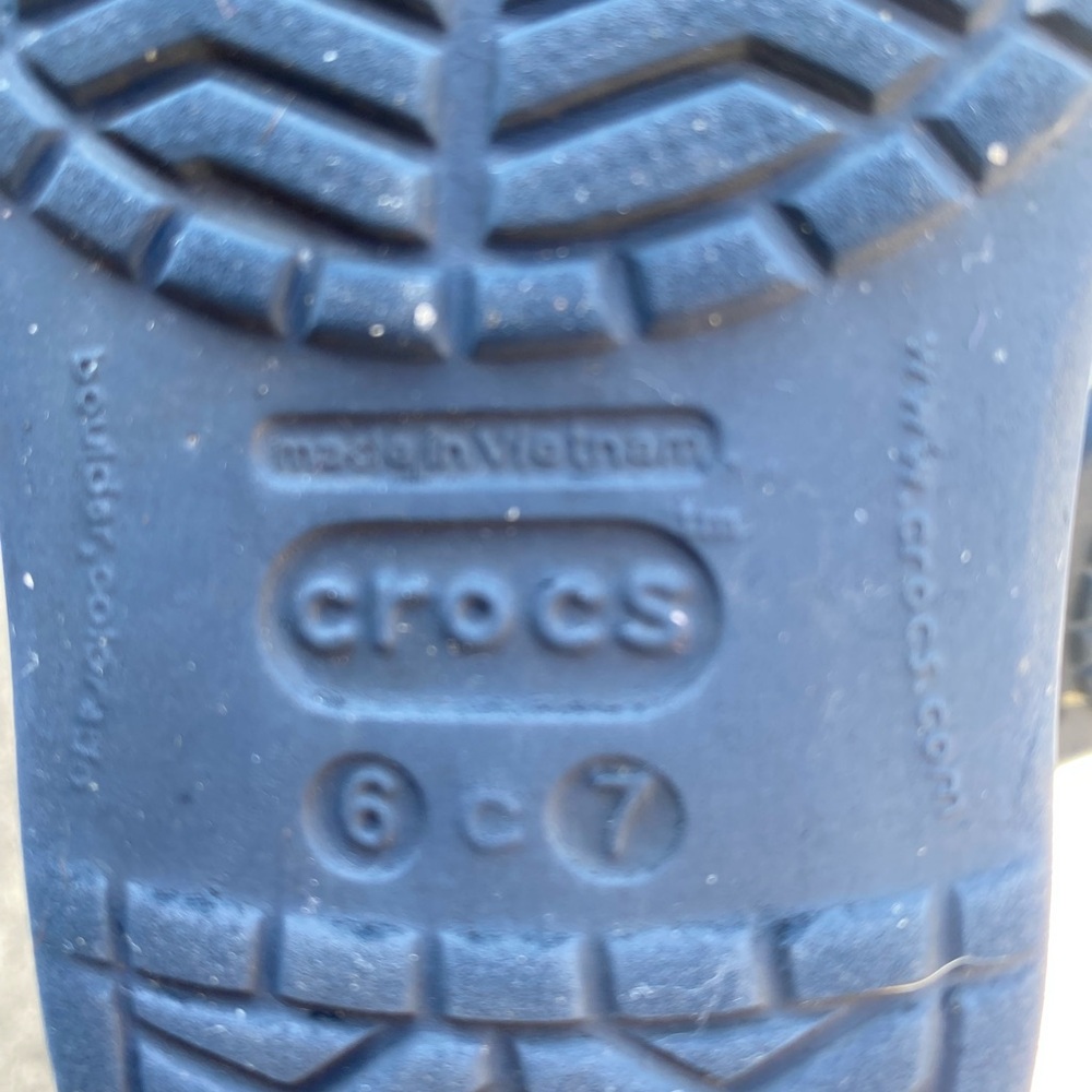Toddler 6 c 7 CROCS - Picture 6 of 6